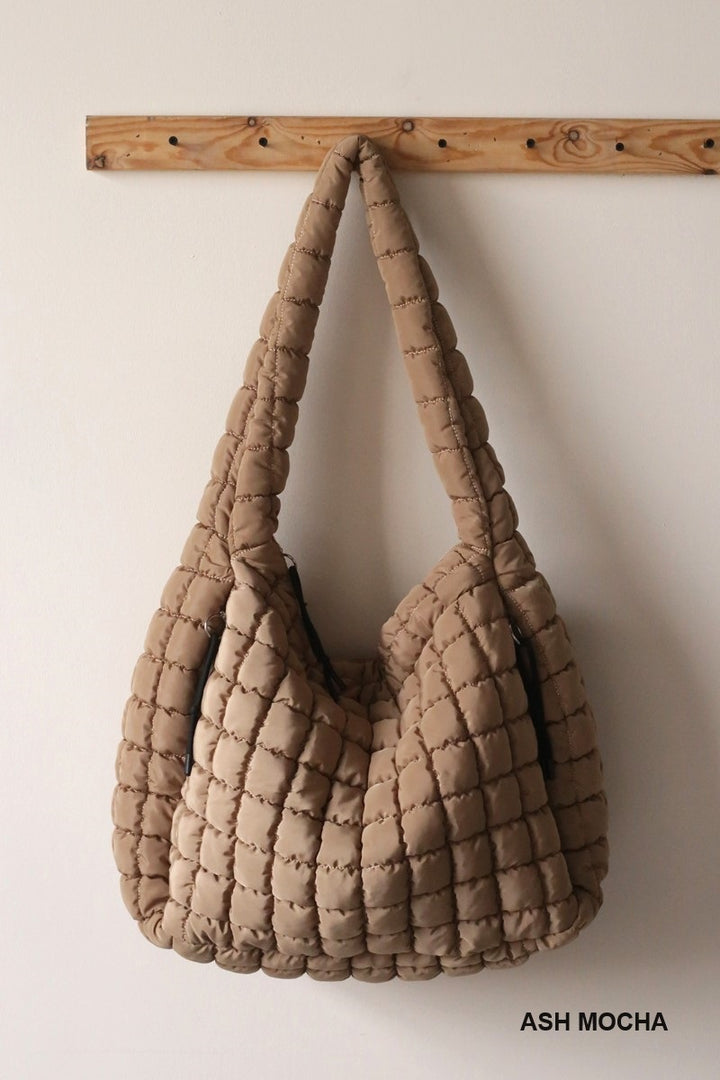 Cloud-Quilt Mega Tote — The “Carry Everything” Shoulder Bag 👜✨