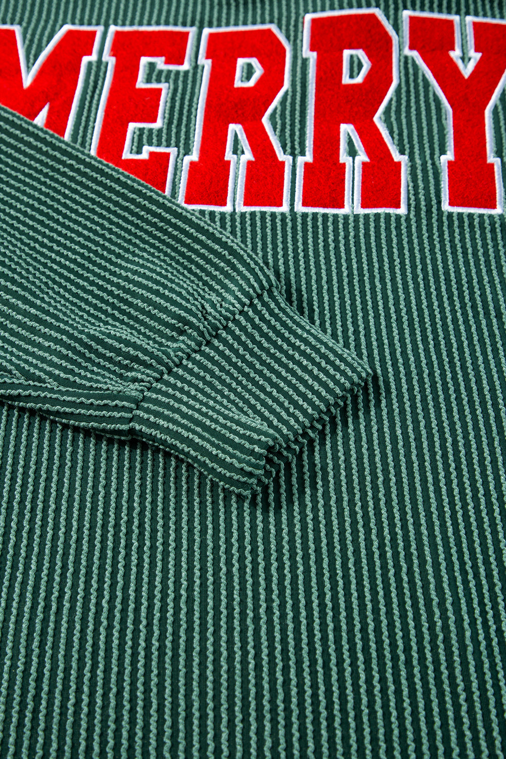 “MERRY" Holiday Lounge Set – Festive Long Sleeve Top & Drawstring Shorts