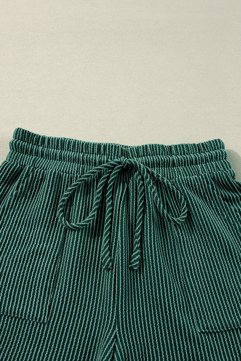 “MERRY" Holiday Lounge Set – Festive Long Sleeve Top & Drawstring Shorts