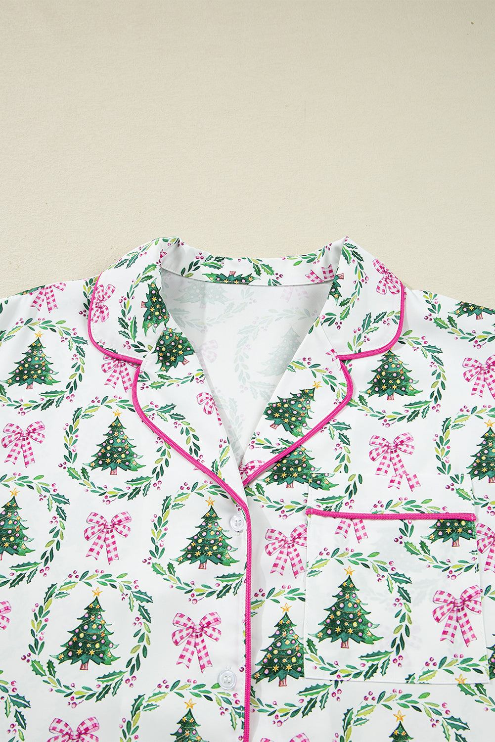 🎄 Luke & Estelle “Merry &amp; Bright” 2-Piece Satin Pajama Set – Holiday Cheer in Style 💕