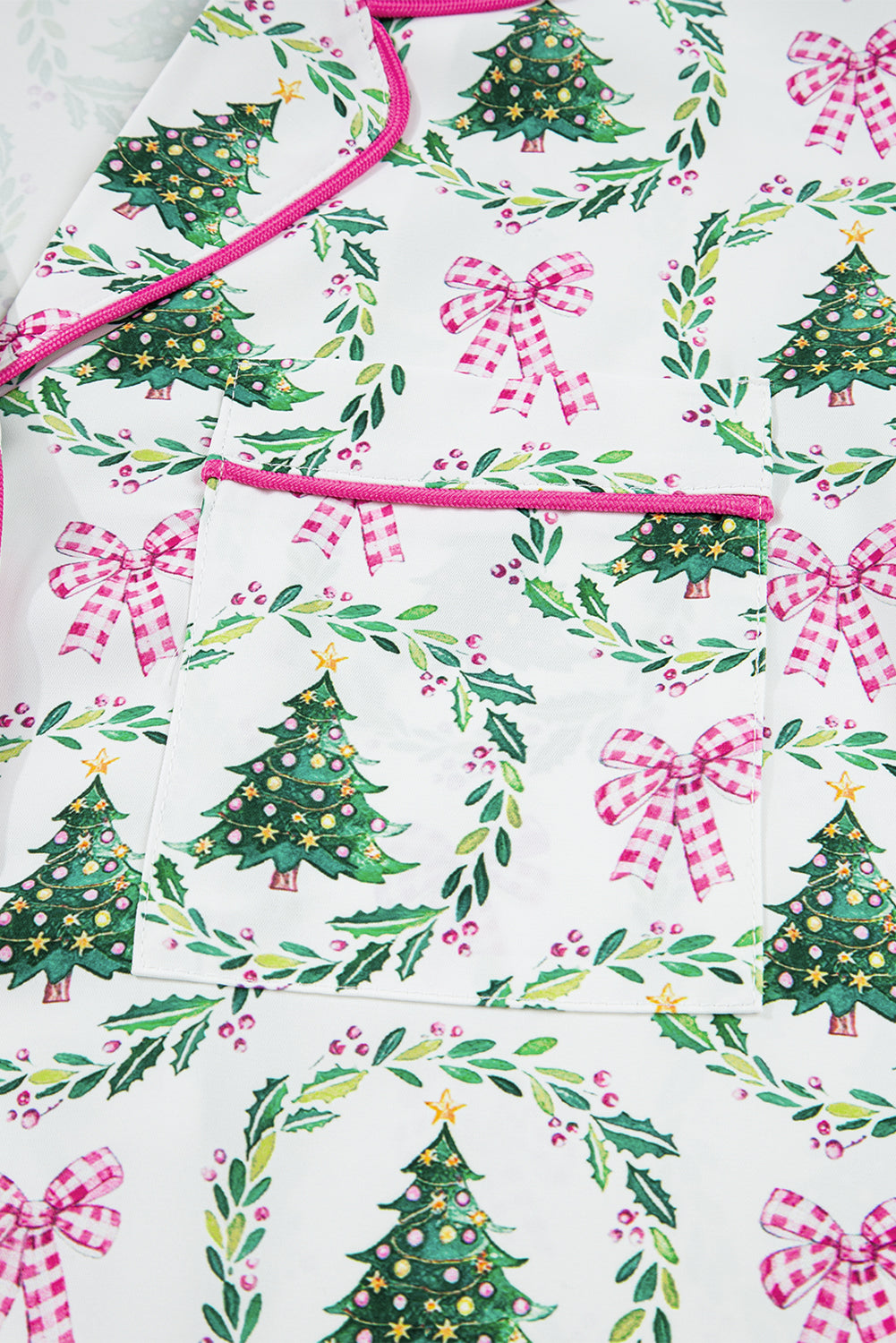 🎄 Luke & Estelle “Merry &amp; Bright” 2-Piece Satin Pajama Set – Holiday Cheer in Style 💕