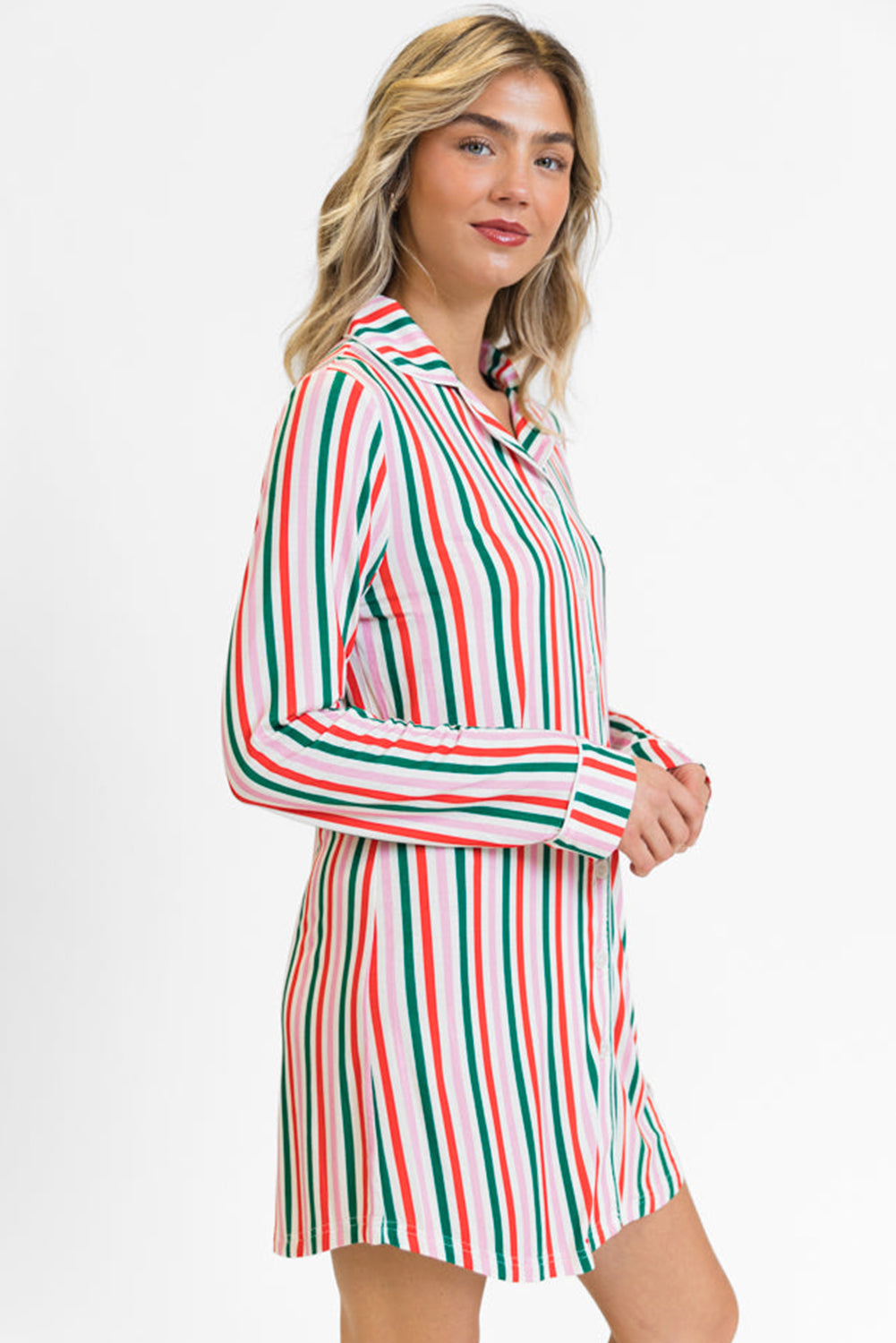 🎅 Luke &amp; Estelle “Merry Morning Striped Nightshirt” – Cozy Christmas Comfort ❤️💚