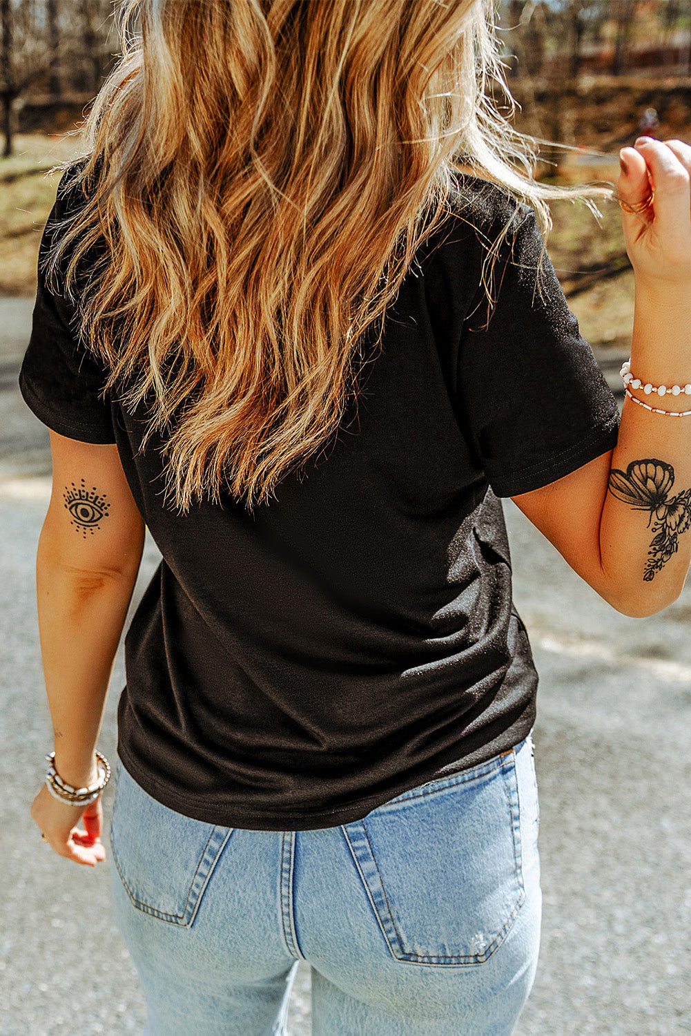 Flower Market Graphic Tee – Black Rainbow Bloom