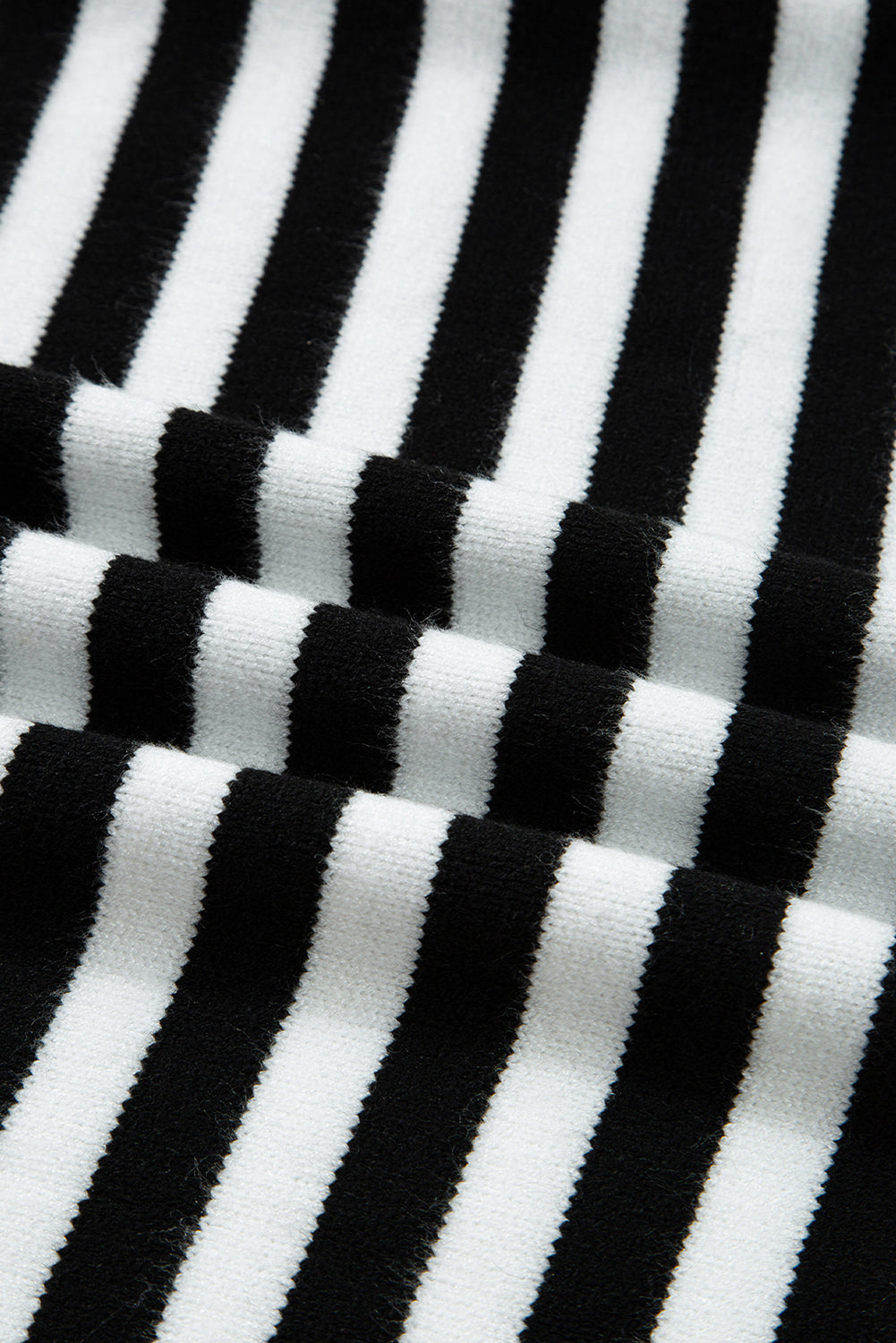 Harbor Stripe Contrast Knit—Color-Block Crew Neck Sweater