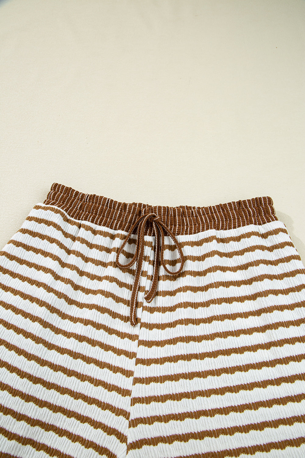 Luke & Estelle “Coastal Cozy” Striped Lounge Set – Effortless Style &amp; All-Day Comfort