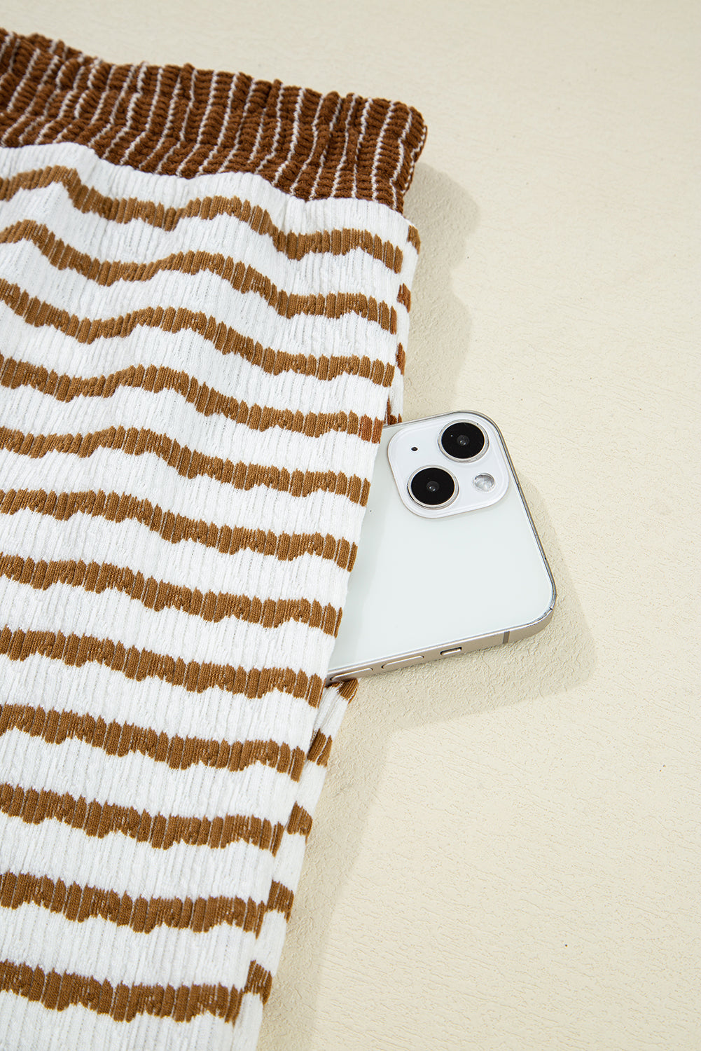 Luke & Estelle “Coastal Cozy” Striped Lounge Set – Effortless Style &amp; All-Day Comfort