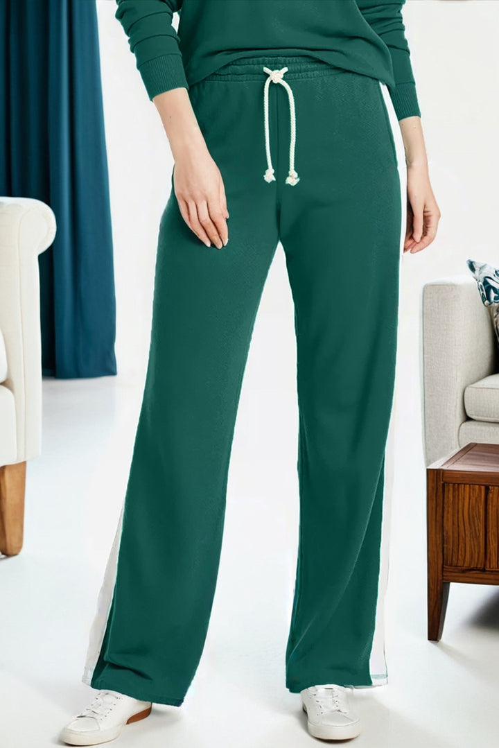 Luke & Estelle “Weekend Wanderlust” 2-Piece Lounge Set – Emerald Green