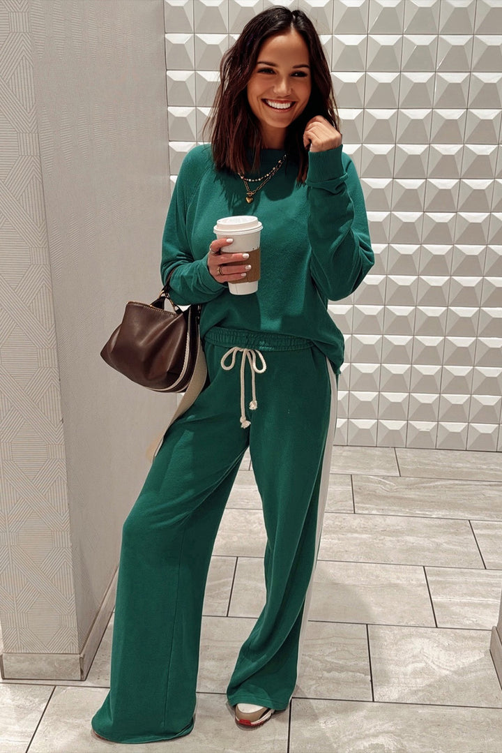Luke & Estelle “Weekend Wanderlust” 2-Piece Lounge Set – Emerald Green
