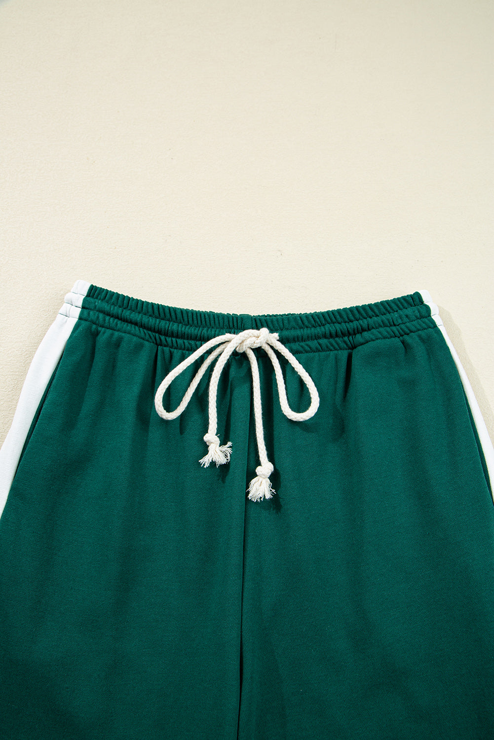 Luke & Estelle “Weekend Wanderlust” 2-Piece Lounge Set – Emerald Green