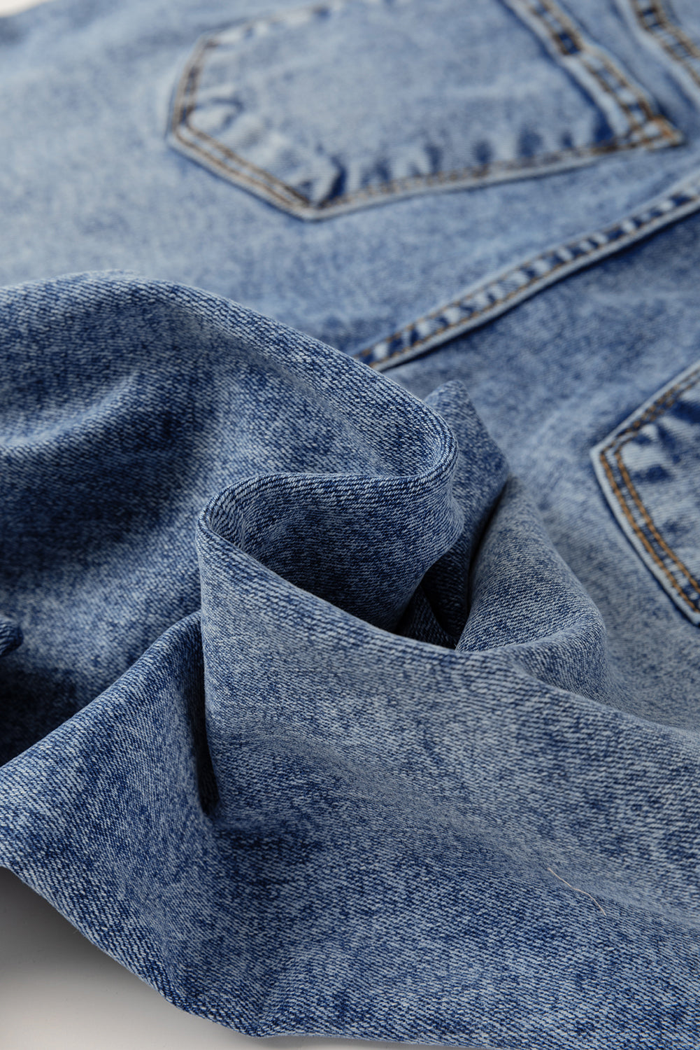 The Luxe Cuff Straight-Leg Denim