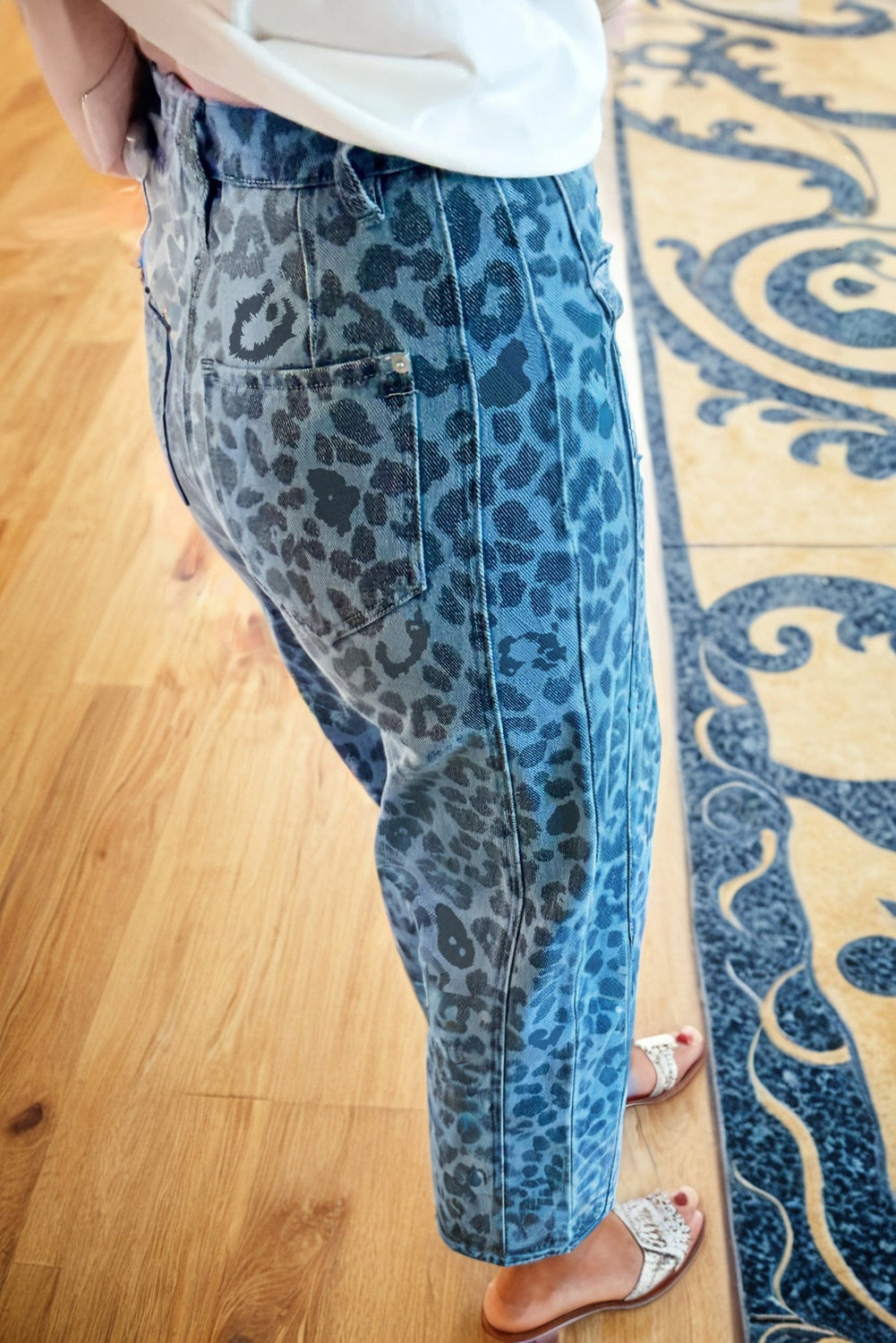 🌟 Luke & Estelle “Wild Side” Leopard Print Cropped Jeans 🌟