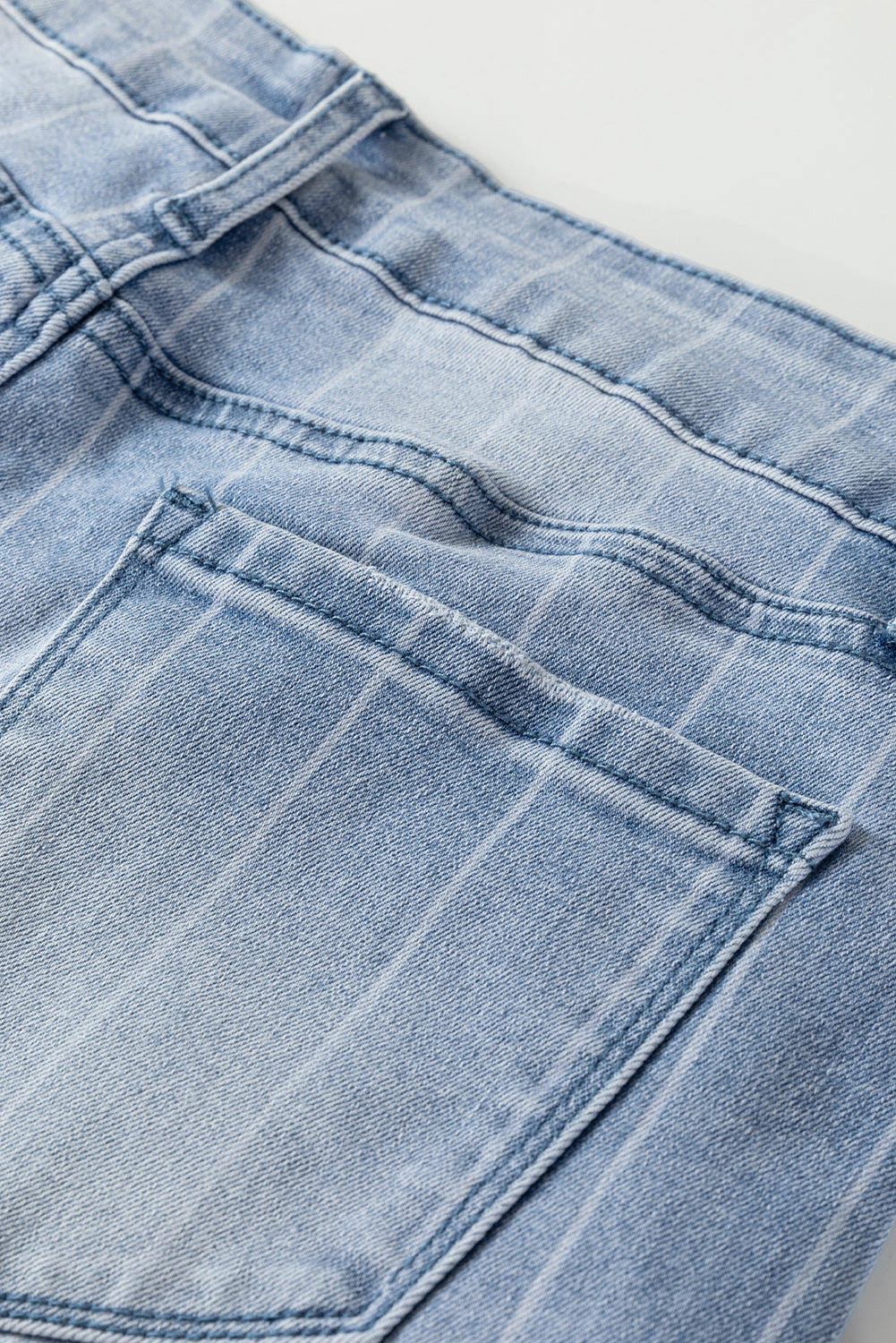 Luke & Estelle “Pinstripe Perfection” Button Fly Cropped Wide Leg Jeans 👖✨
