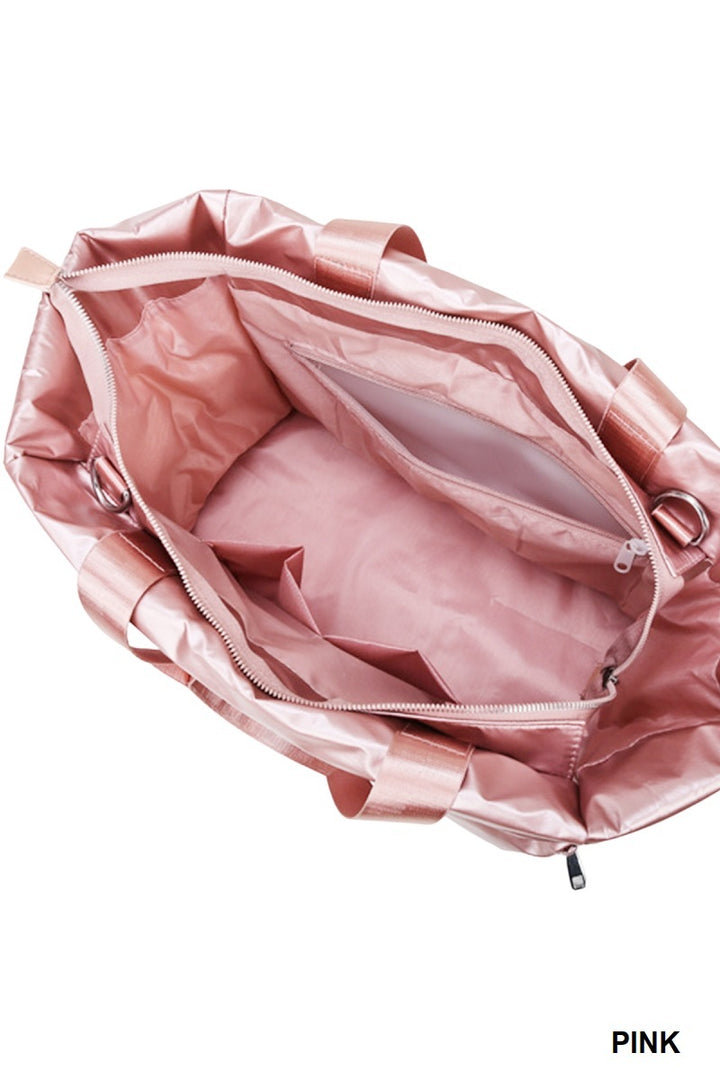 Cloud-Puff Weekender Tote — Light, Roomy & Ready to Go! ✨🧳