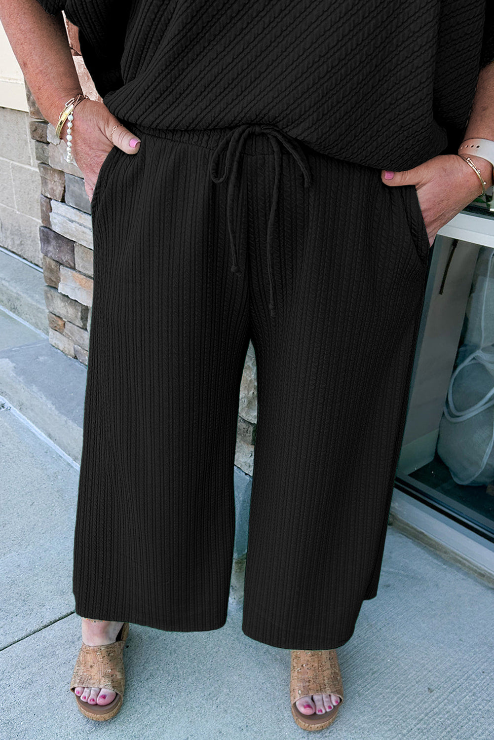 PLUS SIZE✨ Everyday Luxe Textured Set — Top &amp; Wide-Leg Pants (with Pockets) 🖤