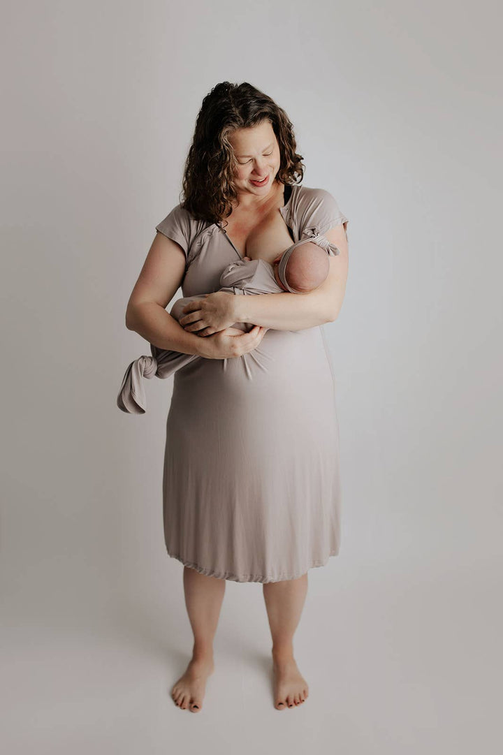 Bamboo Harbor Mist Taupe Knotted Gown: Gown & Hat