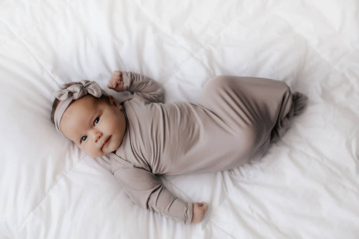 Bamboo Harbor Mist Taupe Knotted Gown: Gown & Hat