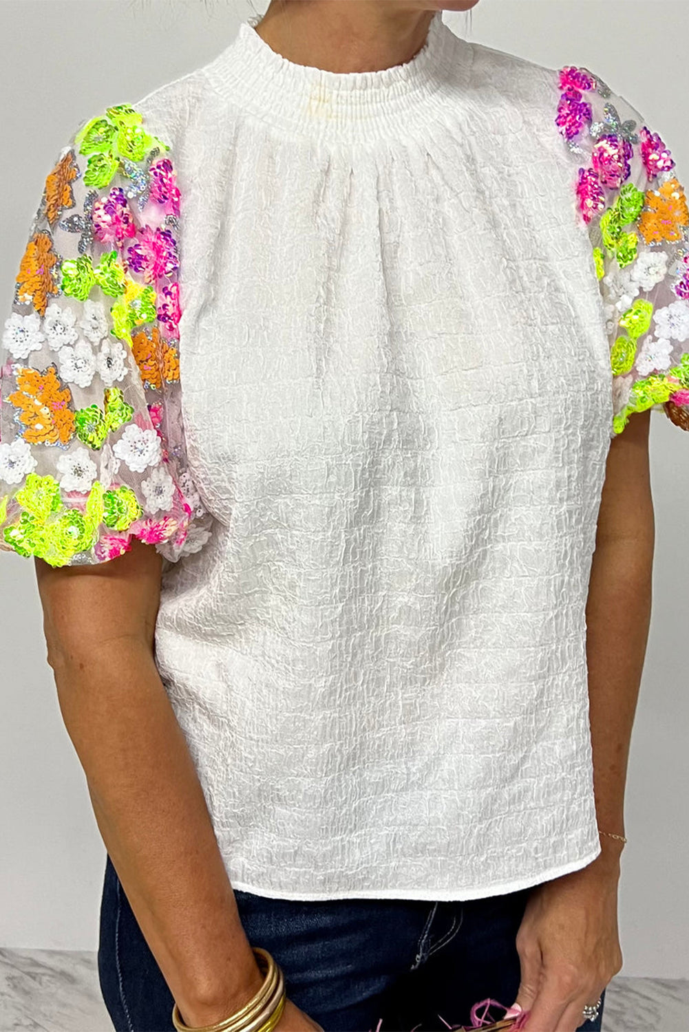 White High Collar Sequin Flower Puff Sleeve Textured Top