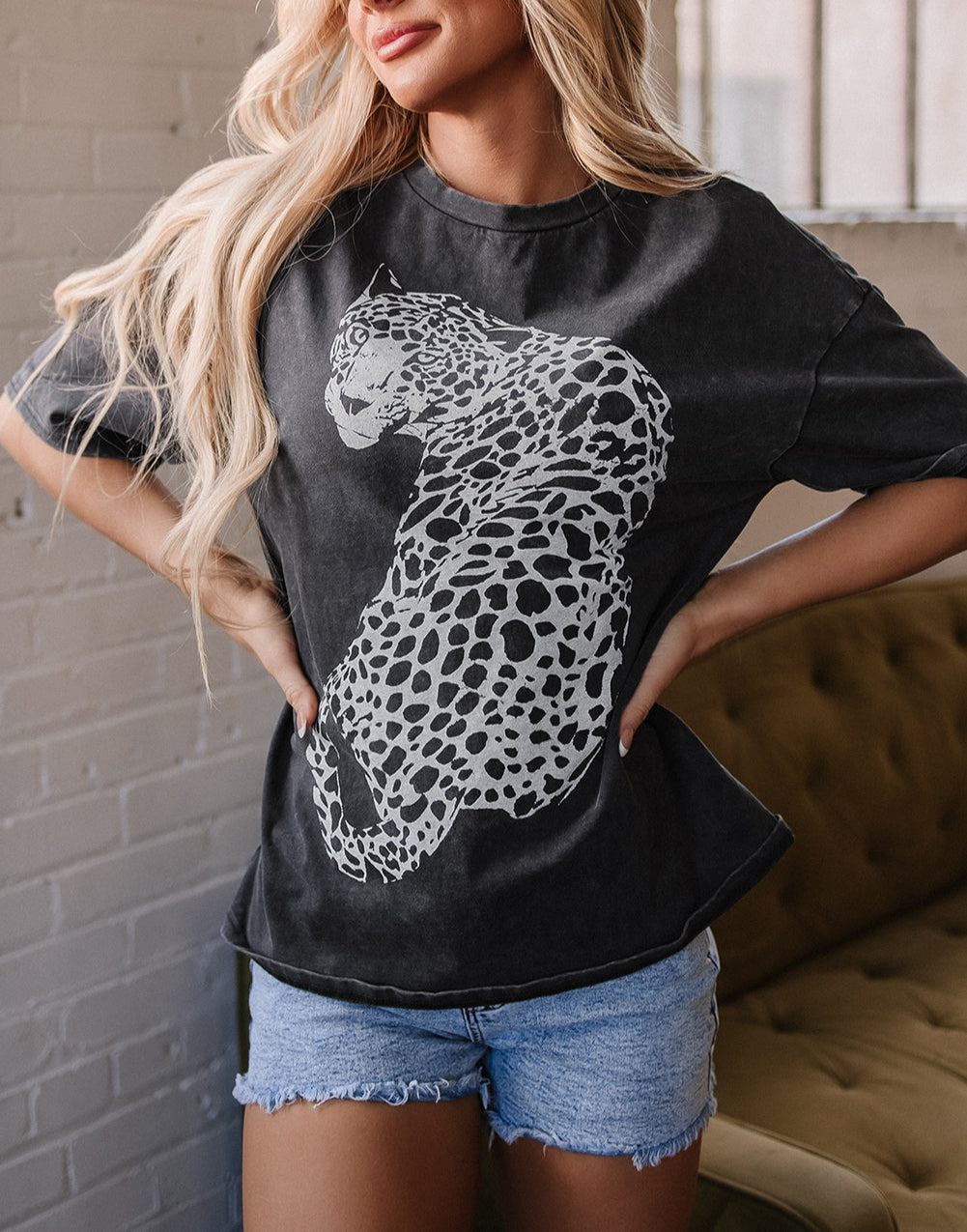 Vintage Cheetah Printed Mineral Wash Charcoal Gray Graphic Tee