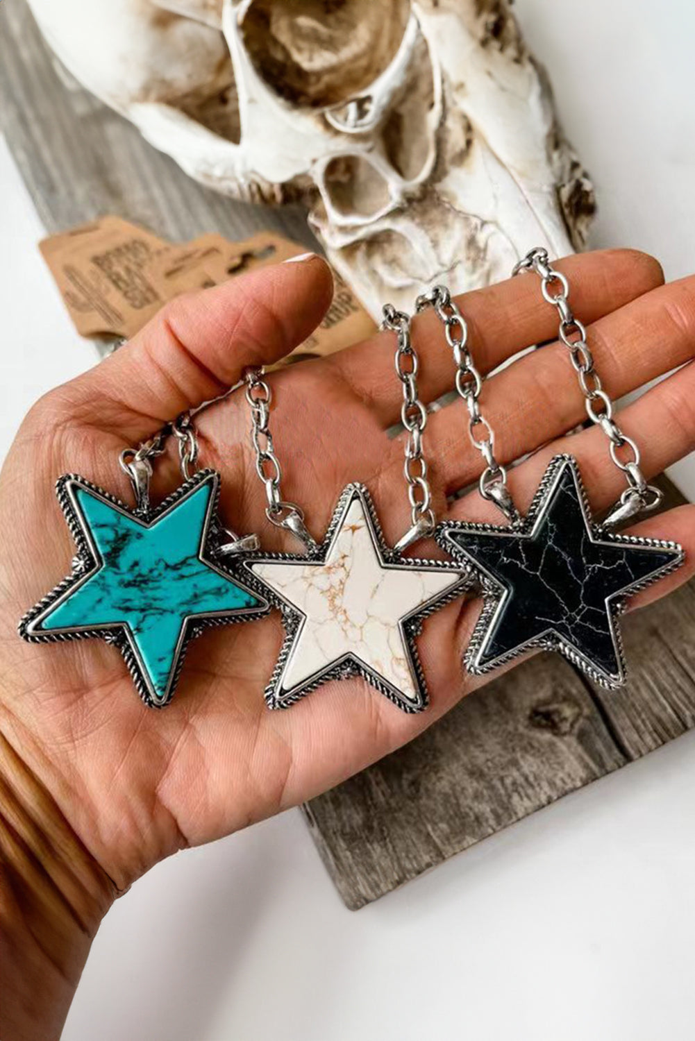 Western Cowgirl White Faux Turquoise Star Shape Pendant Silver Tone Chain Necklace