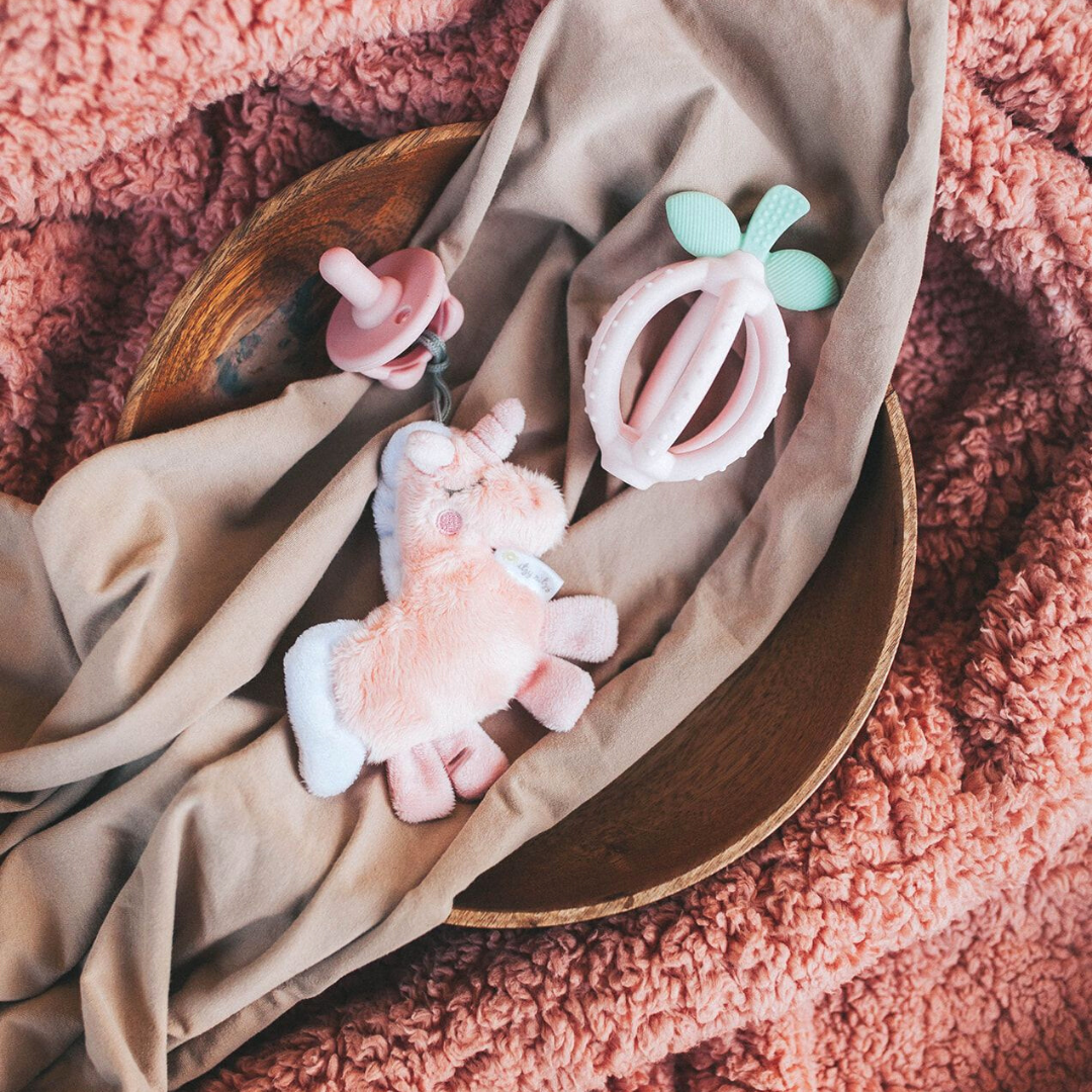 Itzy Ritzy - Sweetie Pal™ Plush & Pacifier: Unicorn