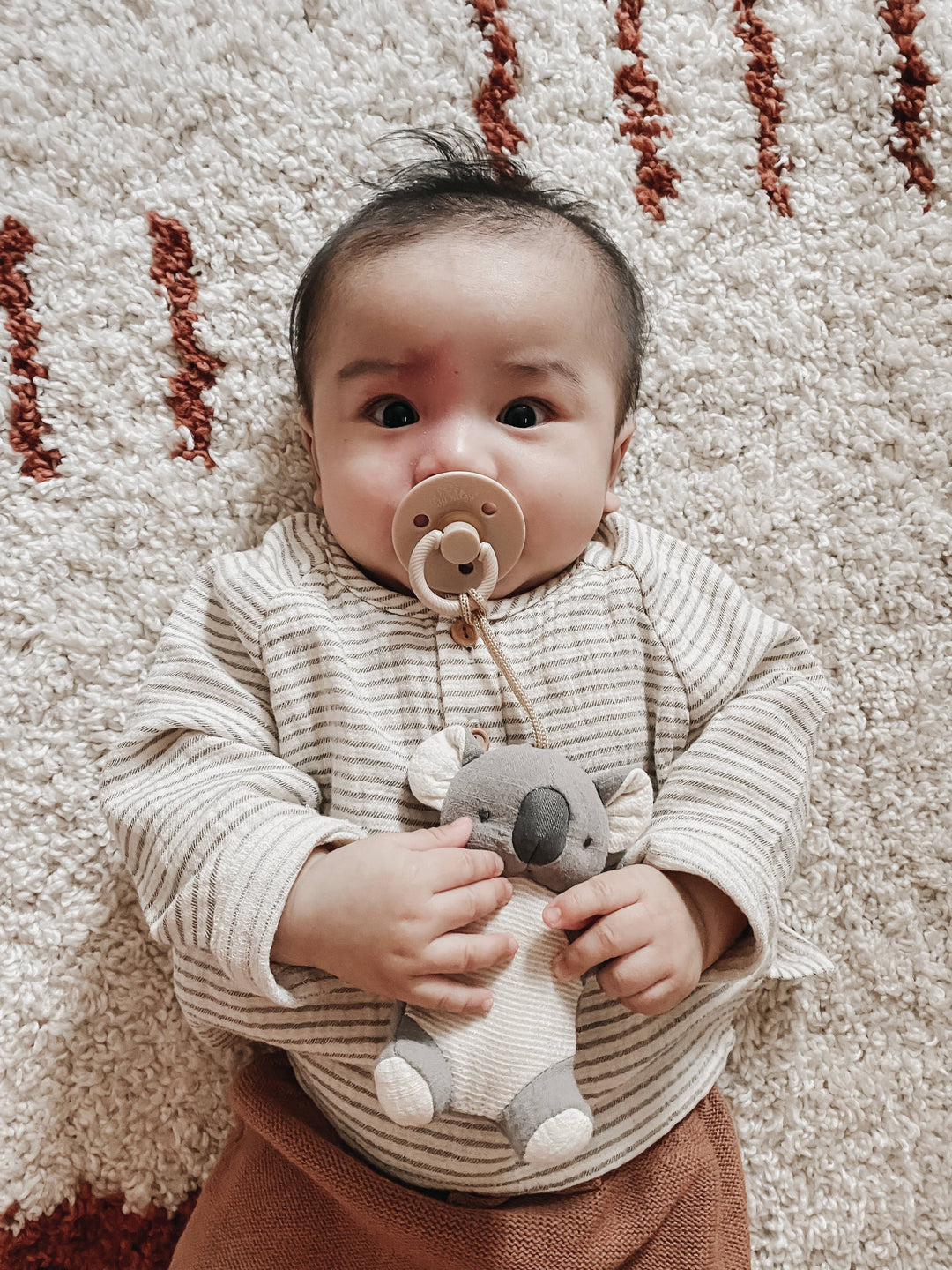 Itzy Ritzy - *NEW OPTIONS* Bitzy Pal Natural Rubber Pacifier & Plush: Bunny